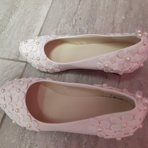 Shoes - Picture 1 of 1